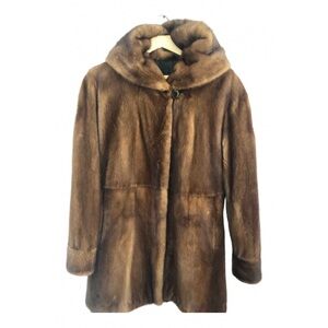Elegant Brown Mink Fur Coat